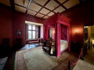 Chirk Castle